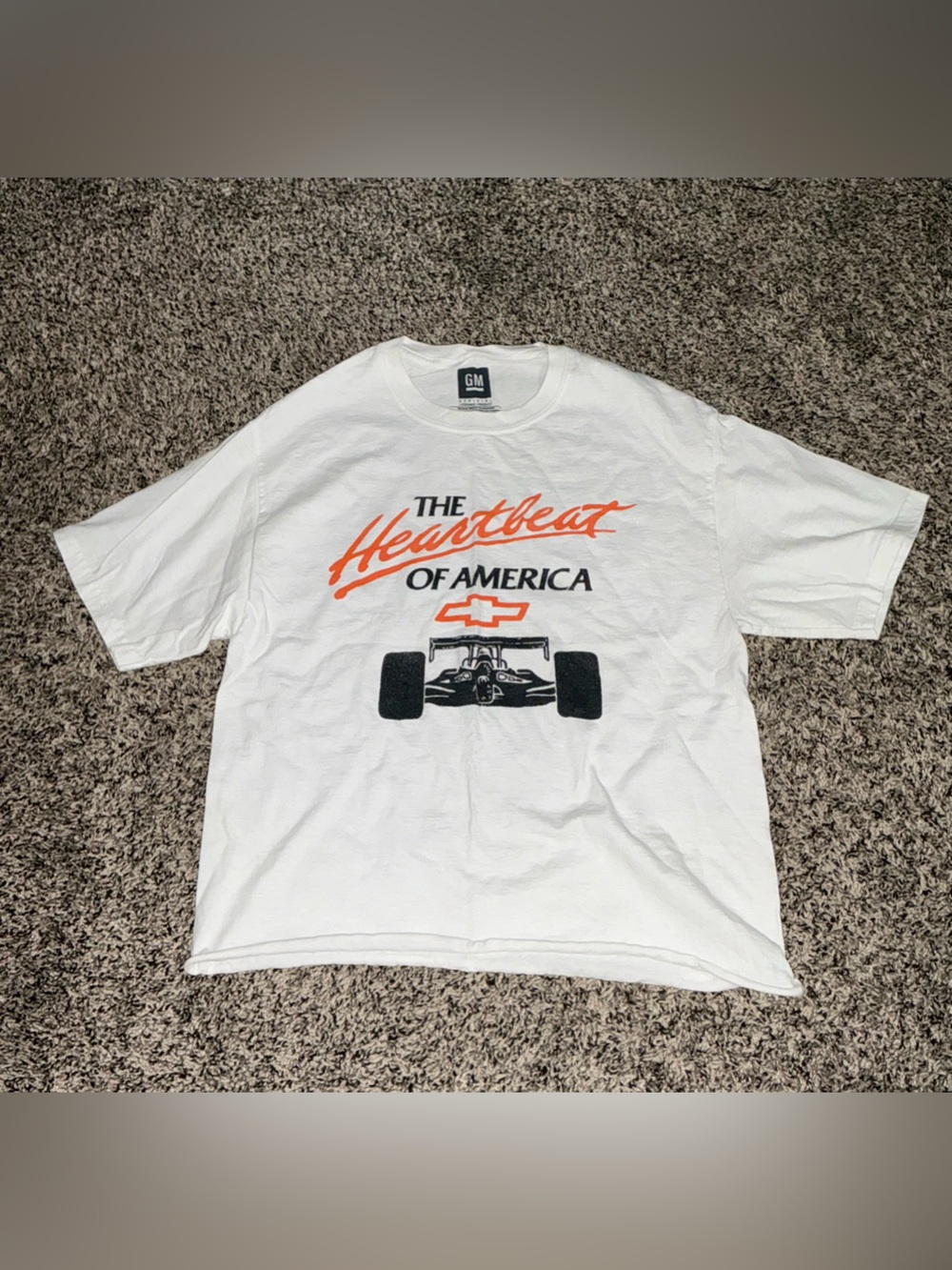 GM White 'Heartbeat of America' Graphic Short Sleeve Tee